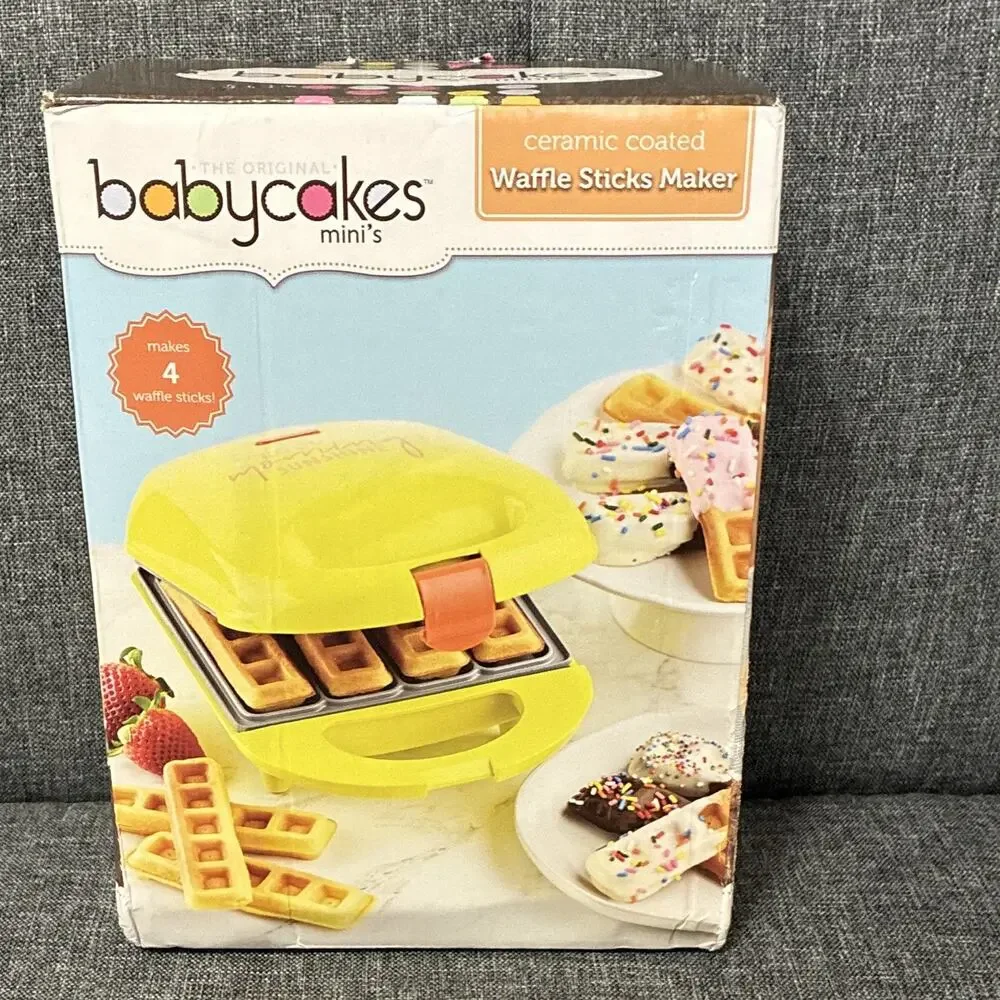 Babycakes Mini Waffle Sticks Maker Ceramic Non-Stick 4-Stick 700W Yellow